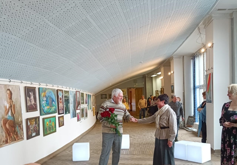 В Петербурге открылась выставка картин Гатчинского товарищества художников